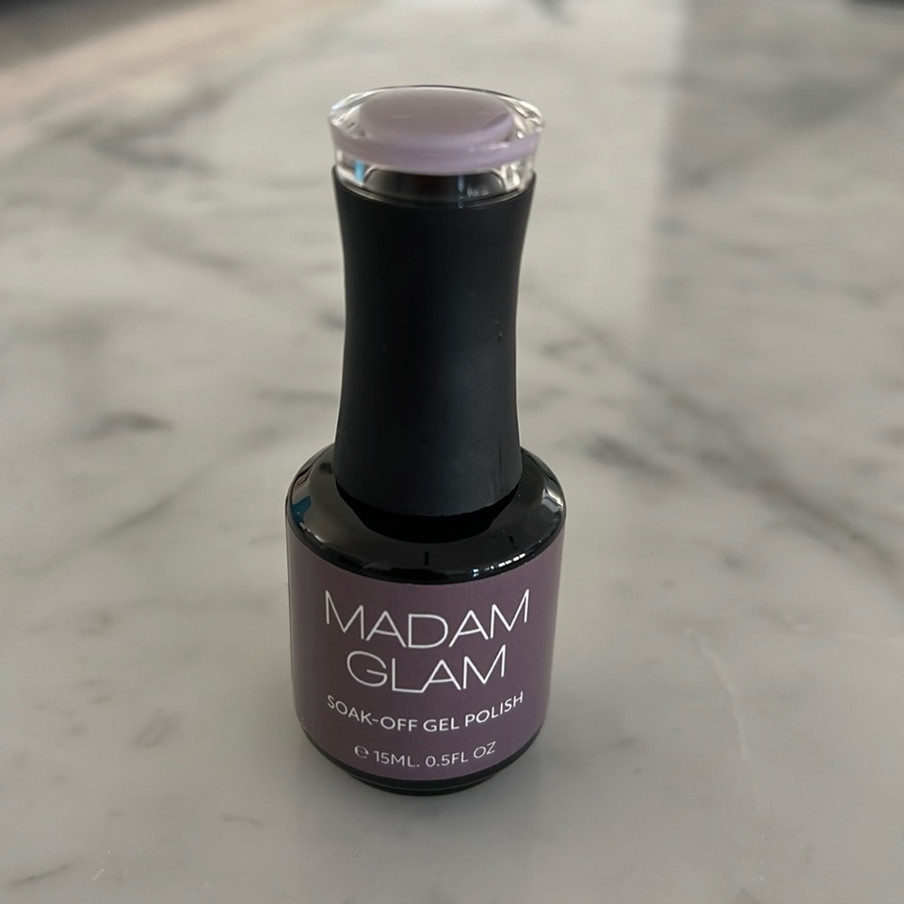 Madam Glam Divine Self Gel Polish